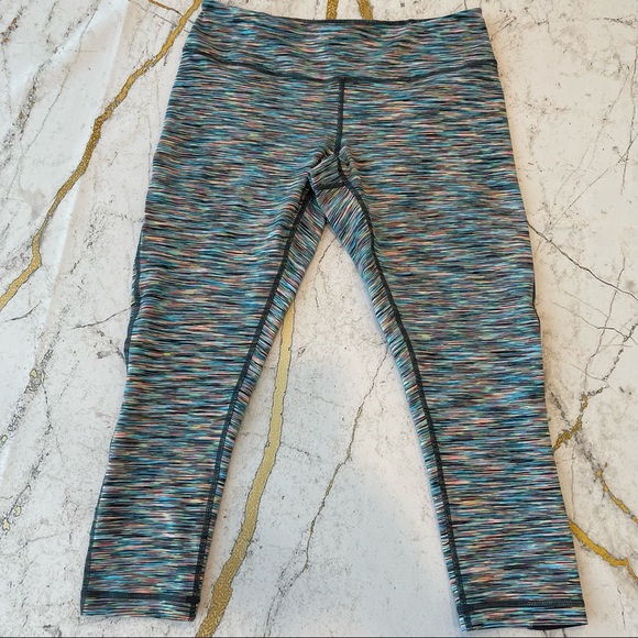 Zella Multi-colored Cosmic Space Dye Cropped Leggings, Size M - Picture 4 of 9